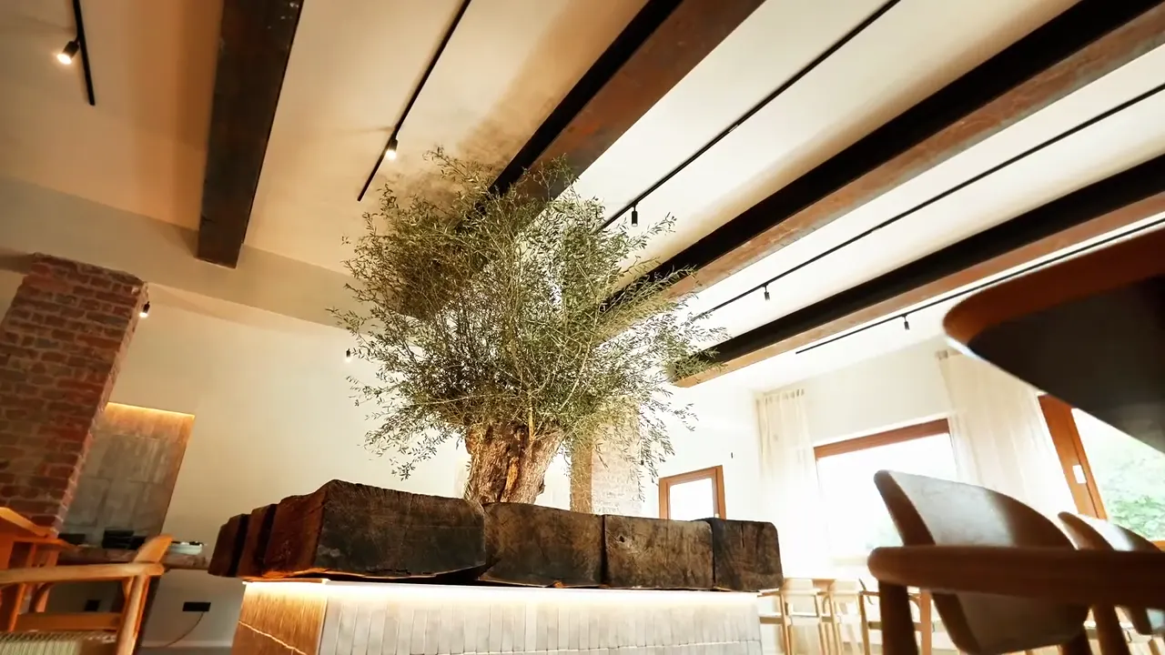 Lobby des Hotel Kreuter, Szene aus dem Imagefilm